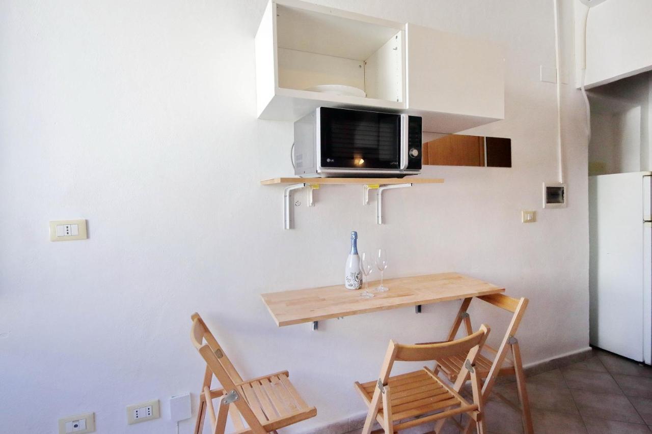 Piccola Piazza Della Liberta Apartment Rome Bagian luar foto